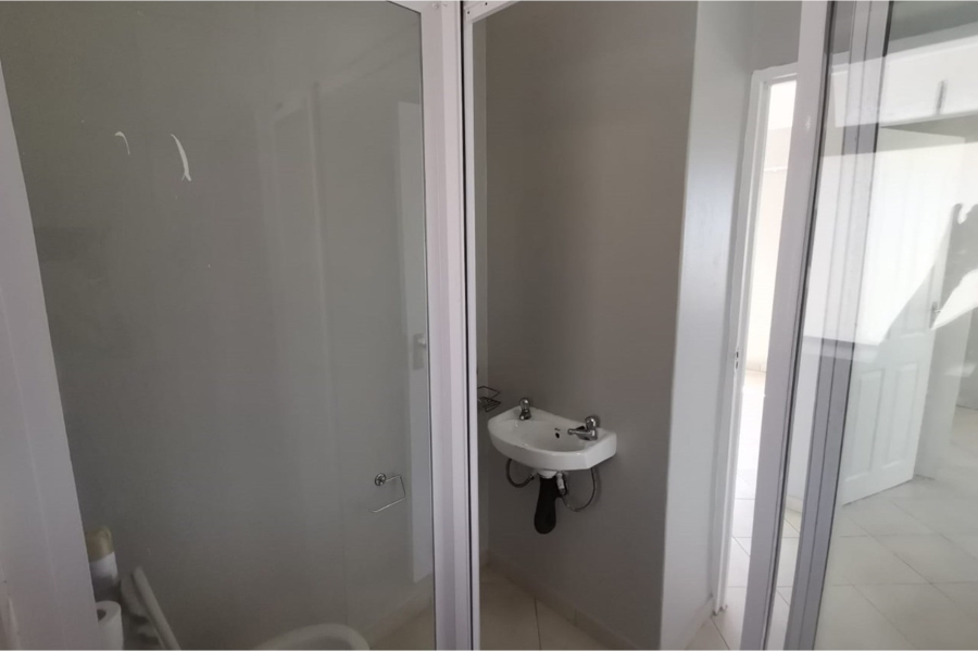 2 Bedroom Property for Sale in Kidds Beach Eastern Cape